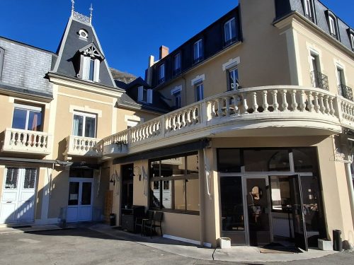 Hôtel Tourmalet French Pyrenees hiking holiday